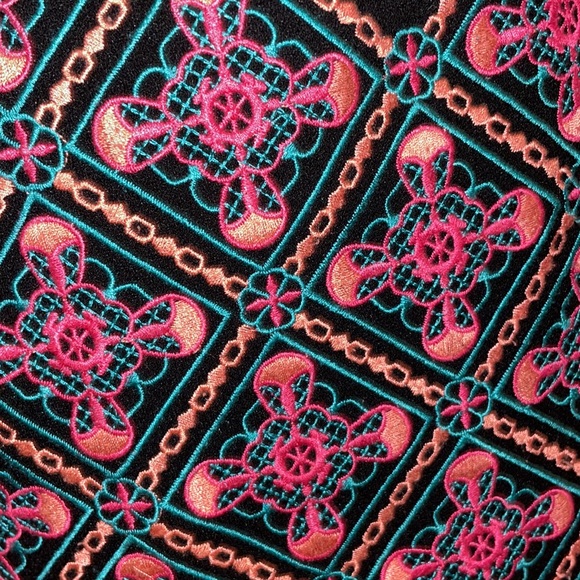 Champagne 🍾 🥂& strawberries 🍓 Pencil Skirt - Picture 3 of 9